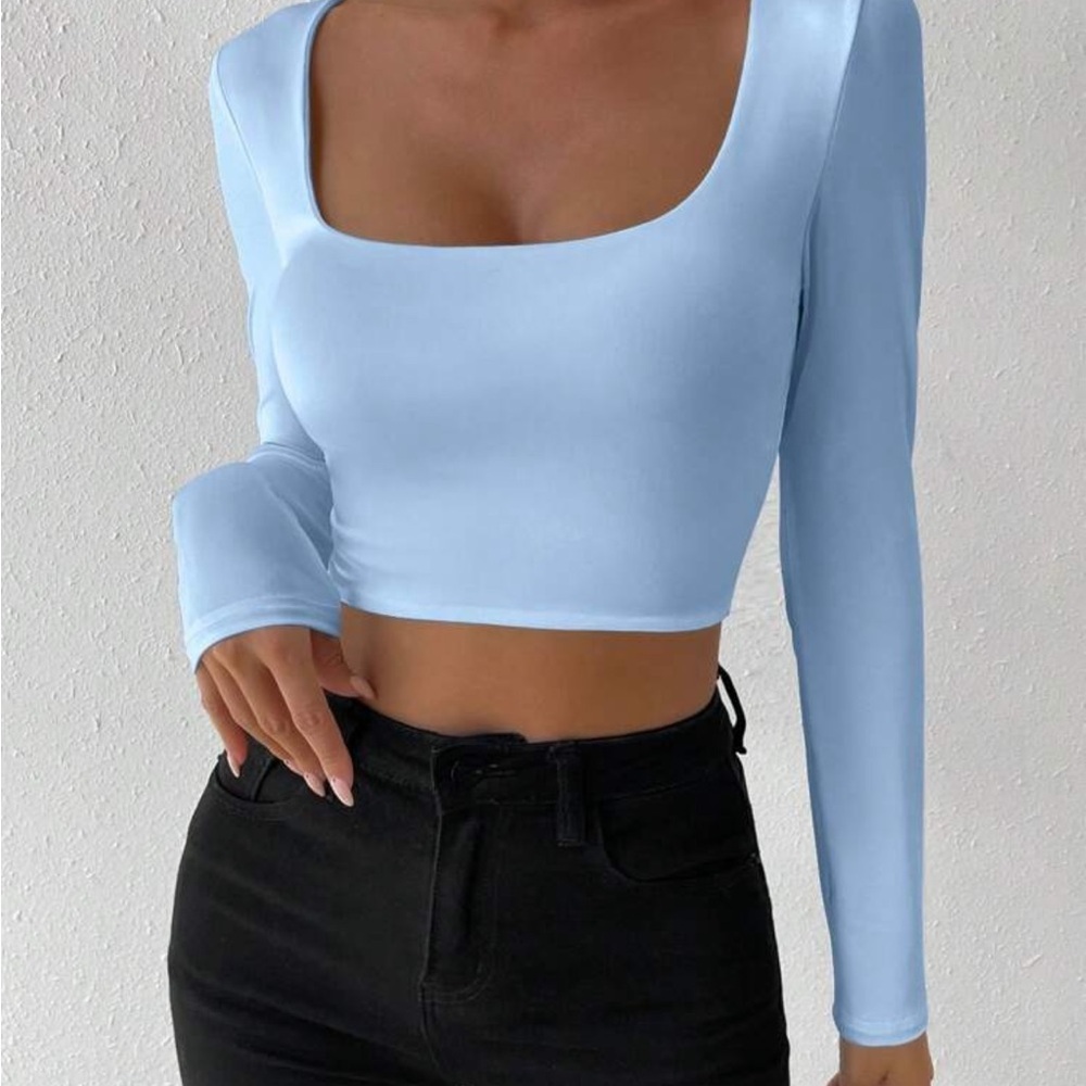 Elegant Blue Long Sleeve Crop Top - Picture 1 of 6